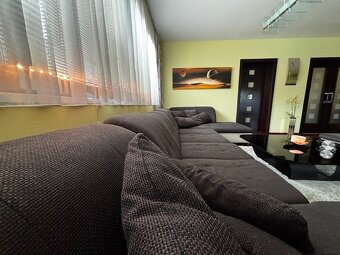 VEĽKÁ SEDACIA SÚPRAVA S TABURETKOU - 8