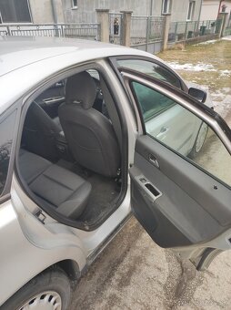 Volvo s40 2.0L diesel - 8