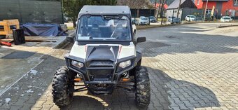 Polaris RZR S 800 - 8