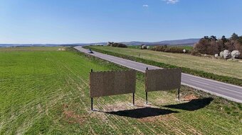 Billboard - hlavná cesta medzi NMnV a Starou Turou - 8