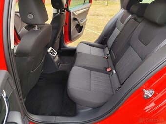 Škoda Octavia Combi 1.6 TDI DSG - 8