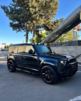 Land Rover Defender Limited - 8