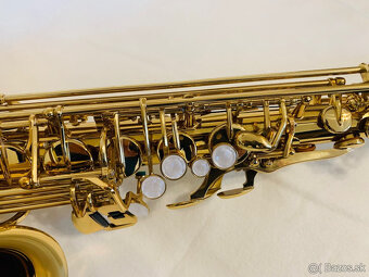 Predám nový Es- Alt saxofón- kópia k modelu Yamaha- pekný zv - 8