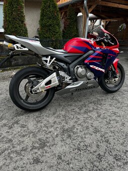 Honda Cbr 600rr - 8