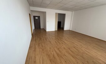 Kancelárske priestory - 42 m2 v centre mesta - 8