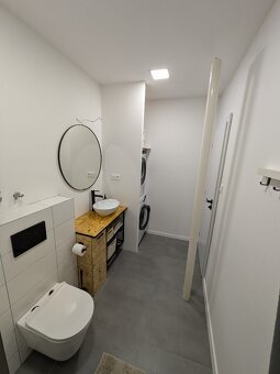 Moderný 2-izbový byt po kompletnej rekonštrukcii- Železničná - 8