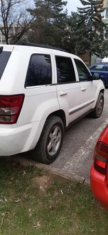 Jeep Grand Cherokee - 8