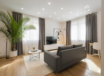 Piata Avenue | Rodinný domček v pôvodnom stave - Hôrky | + V - 8