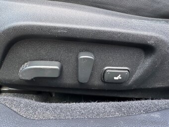 Subaru Outback 2.5 4WD Executive Kůže Kamera 198t km - 8