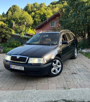 ŠKODA OCTAVIA I LAURIN&KLEMENT - 8