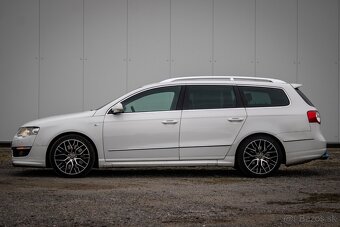 Volkswagen Passat Variant 3.2 V6 4Motion DSG - 8