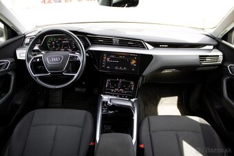 Audi E-tron 50 quattro Advanced 2019 - 8