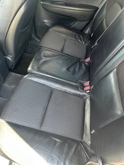 Hyundai i30 1.6 CRDi - 8