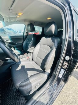 Hyundai i30 CW 1.5 T-GDi mHEV iMT Style - 8