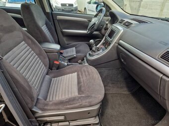 Predám Fiat Croma 1.9 16V MultiJet Dynamic 110 KW r.v.2010 - 8