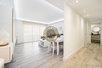 Lukratívny apartmán 4+1 s balkónom Torrevieja-Španielsko - 8