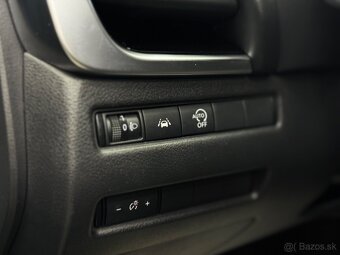 Nissan Qashqai 1.3 DIG-T 158 Mild Hybrid N-Connecta X-Tronic - 8