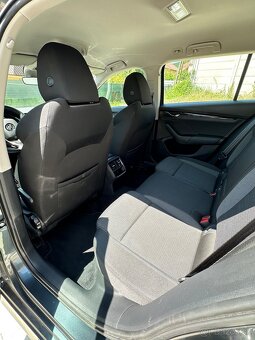 Škoda Octavia 4 Combi Ambition, LED, ťažné, 2022 - 8