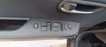 Mazda 6 Wagom - 8