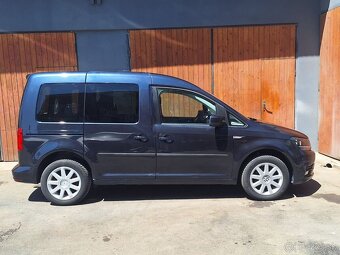 VOLKSWAGEN CADDY 1,4 5míst TAŽNÉ - 8