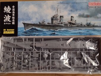 Plastikové modely lodí 1:350 - 8