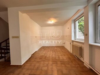 REZERVOVANÉ NA PREDAJ EXKLUZÍVNY 6-IZBOVÝ RODINNÝ DOM... - 8