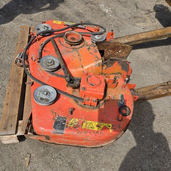 KUBOTA GZD 15 - 8