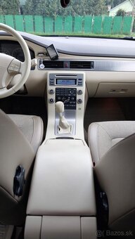 VOLVO XC 70 - 8