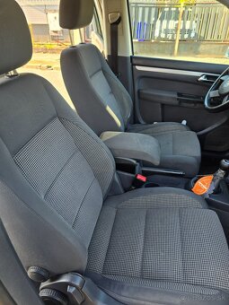 Predám VW Touran 2005 - 8