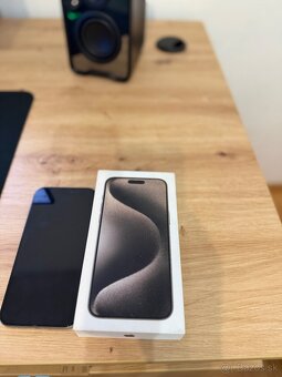 Predám Apple iPhone 15 Pro Max 512 GB prírodný titán - 8