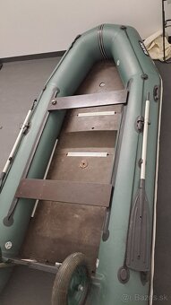 Nafukovaci čln BARK BT-360S - 8