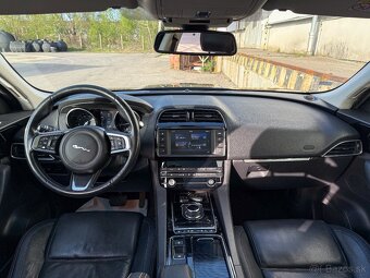 Jaguar F-Pace 2.0D I4 180k AWD A/T - 8