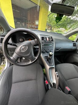 Toyota Auris 1.4 VVT-i, benzín, - 8