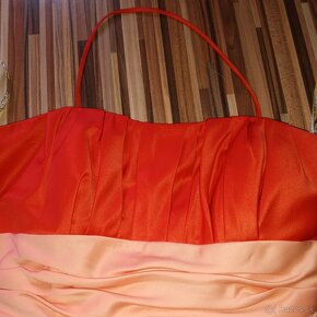 Predám  korzetové spoločenské  šaty - 8