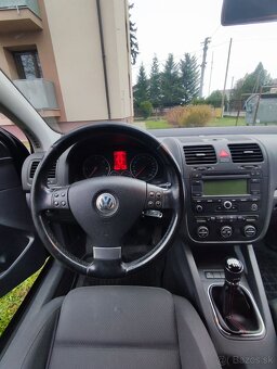 Ponúkam na predaj Golf V - 8