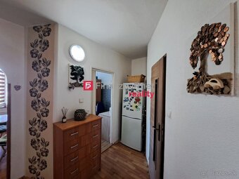 Na predaj: 3-izbový byt v centre mesta Strážske – skvelá inv - 8