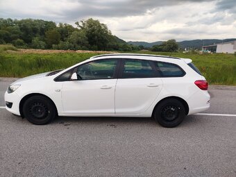 Opel Astra J 1.7 cdti Sports Tourer - 8
