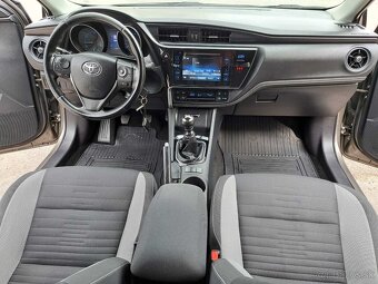 Toyota Auris Touring Sports 1.6 l Valvematic Executive - 8