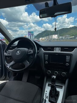 Škoda Octavia 1.6 TDi DSG - 8