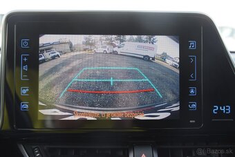 Toyota C-HR 1.8 Hybrid - slovenské auto - 8