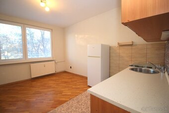 PRENÁJOM 1 izb. BYT M. Okružná Partizánske - 8