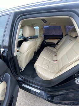 Audi a6c6 - 8