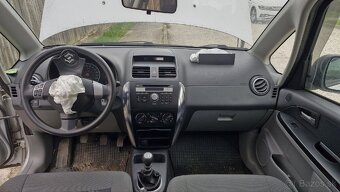 Predám na náhradné diely suzuki sx4 - 8