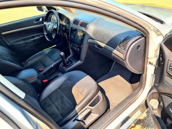 Škoda Octavia II 2,0TDI 103KW 140"PS LAURIN&KLEMENT - 8