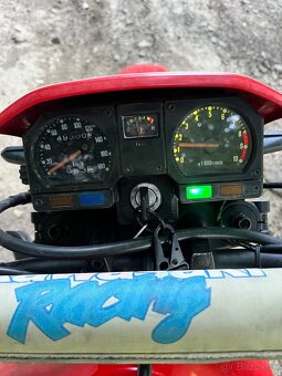 Kawasaki klr 600A - 8