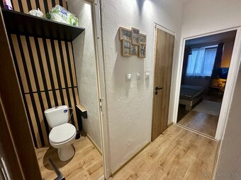 Predám 3i zrekonštruovaný, kompletné zariadený byt v CENTRE - 8