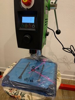 Stojanová vŕtačka 800W - 8