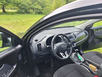 KIA SPORTAGE 2.0 CRDI 4x4 100 kw A/T automat - 8