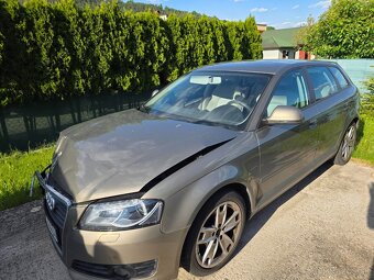 Predám búranú audi A3 - 8
