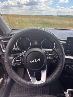 Kia Ceed SW 1.5 T-GDi M6 Gold - 8